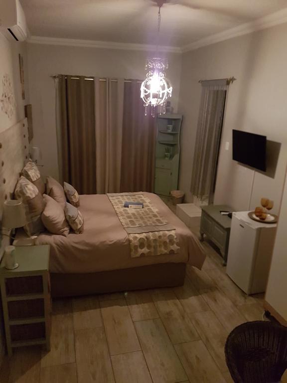 @Home Guest House Zeerust 外观 照片